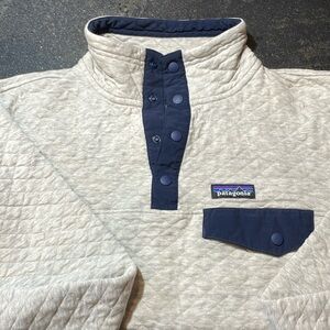 Patagonia pullover quilted sweatshirt